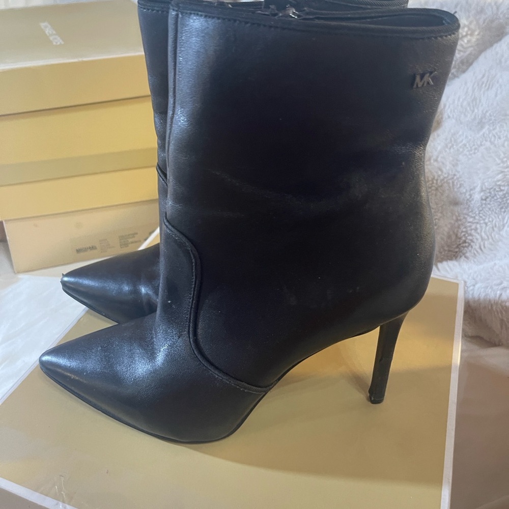 Michael Kors Black Leather Pointed Stiletto Ankle Booties